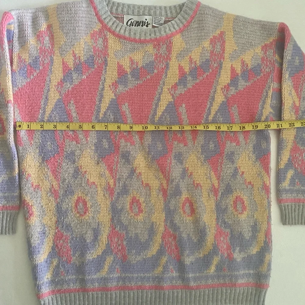 Vintage Retro 90s Pastel Sweater - Picture 8 of 10